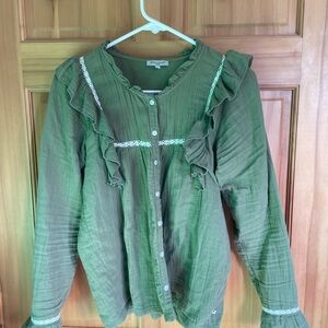 Petite Lucette Green Ruffled Women's size small Top, 100% organic cotton